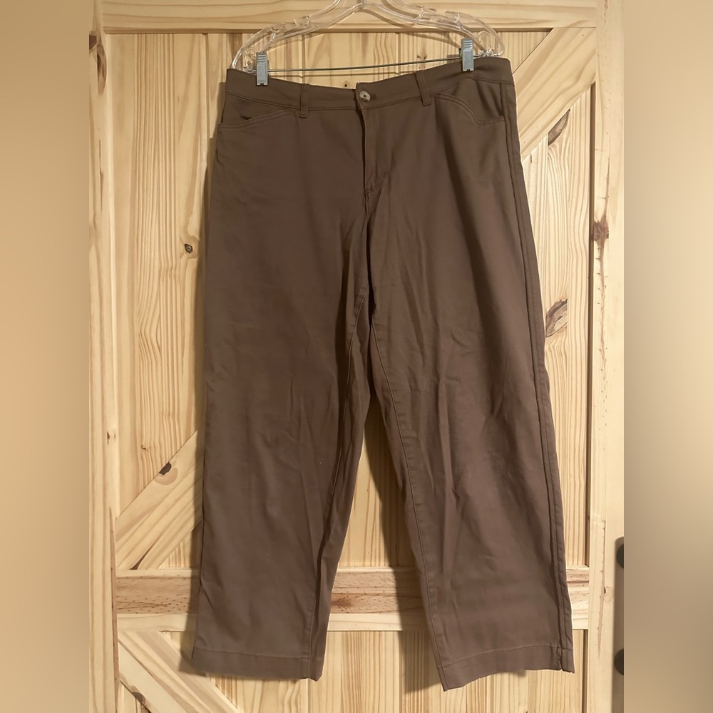 Wide leg chinos